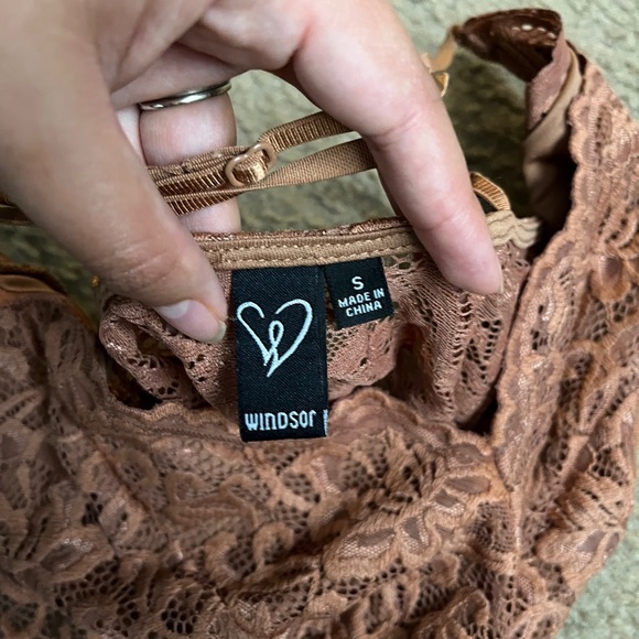 Lace bodysuit - Picture 4 of 4